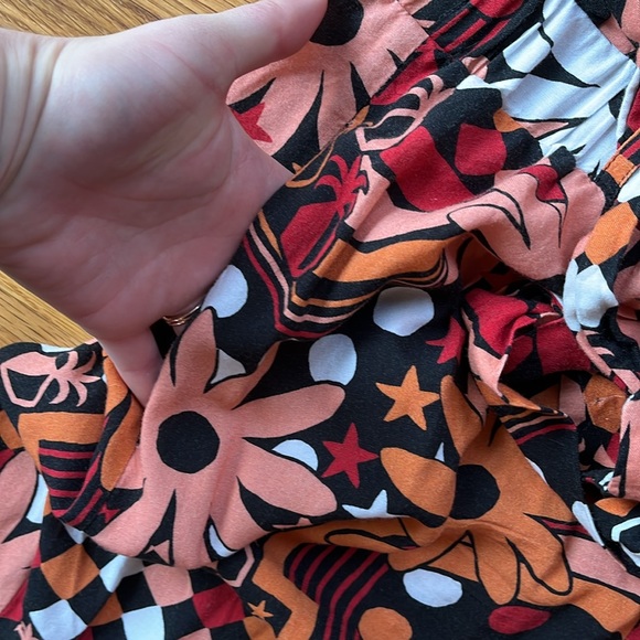 Farm Rio fun patterned pants - Picture 4 of 7